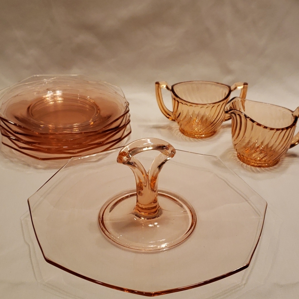 Set of vintage pink depression glass